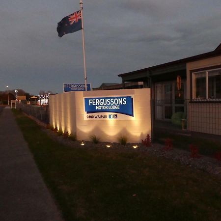 Fergussons Motor Lodge Waipukurau Екстериор снимка